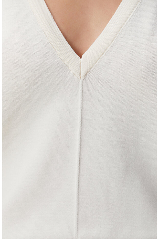 Kırık Beyaz Nervür Detaylı Basic Kazak - 6