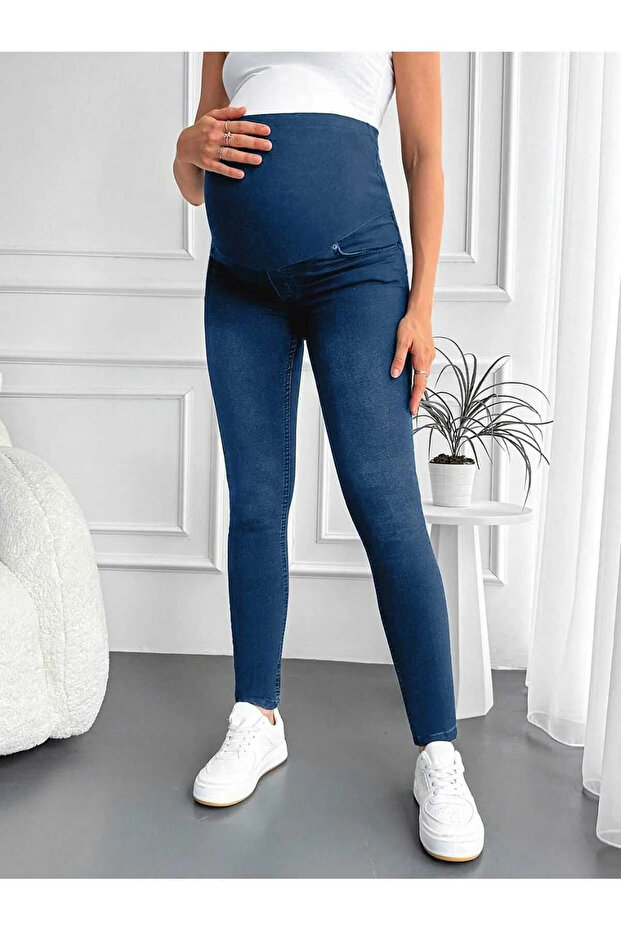 Women's Blue Maternity Stretch Belly Band Tight-Leg Jeans