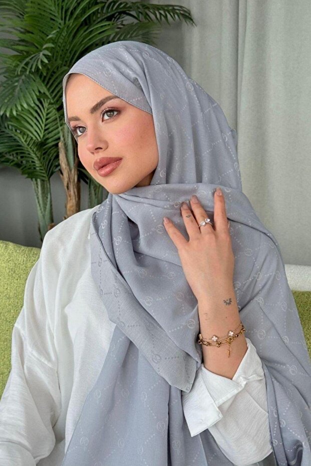 شال بنمط نسيم الصيف باللون الرمادي - 3