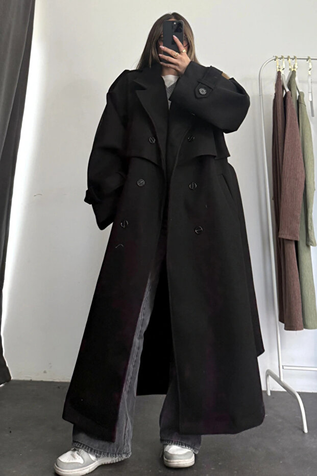 Premium Buttoned Cashmere Coat - 1