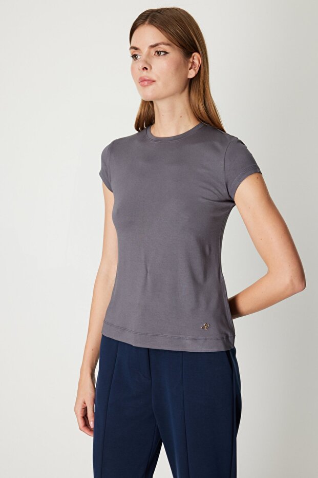 Zero Neck Moon Sleeve Basic Blouse - 2