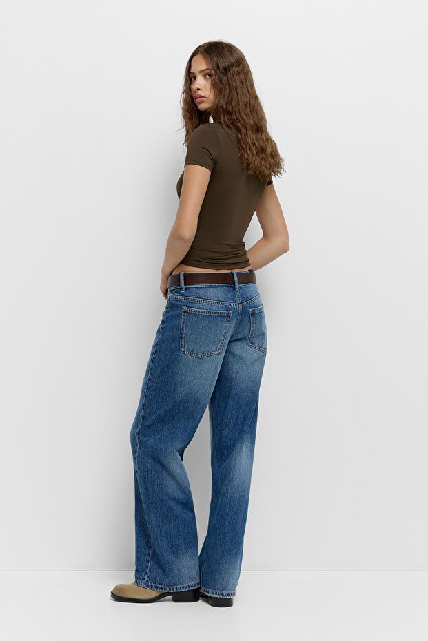 تي شيرت من مادة البولي أميد بأكمام قصيرة - 5