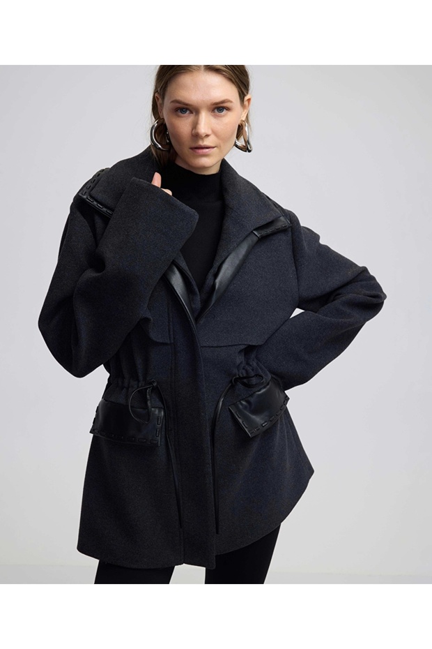 Çift kat yakalı kaban - 1