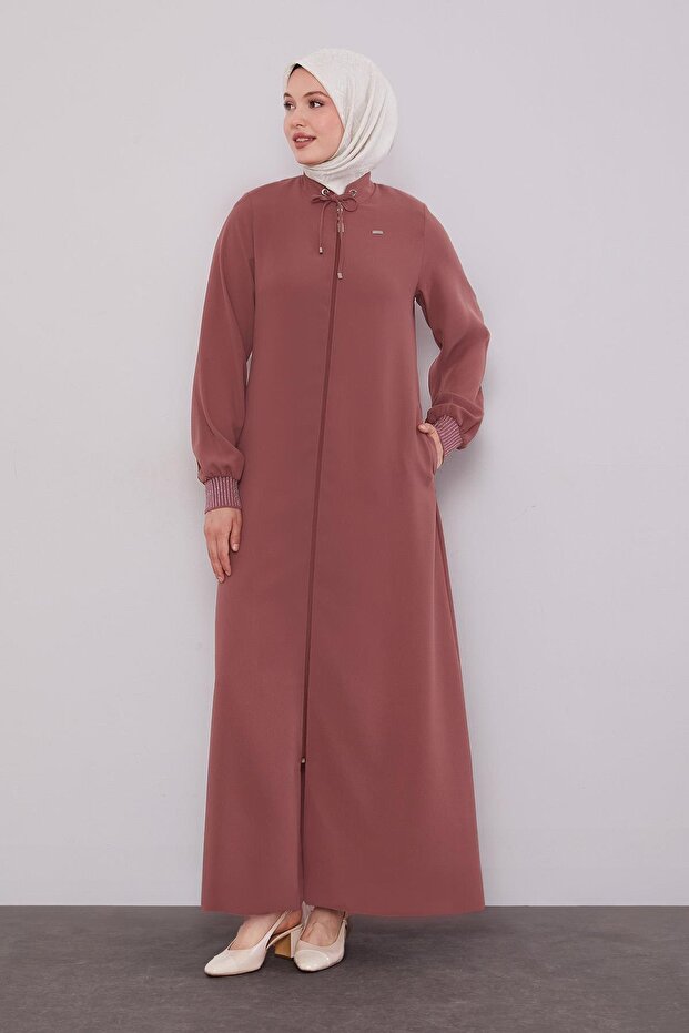 Yakası Bağıcıklı Ferace - 1