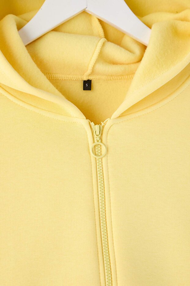 Açık Sarı Fermuarlı Kapüşonlu Rahat Kesim Crop Kalın İçi Polarlı Örme Sweatshirt TWOAW20SW0660 - 5