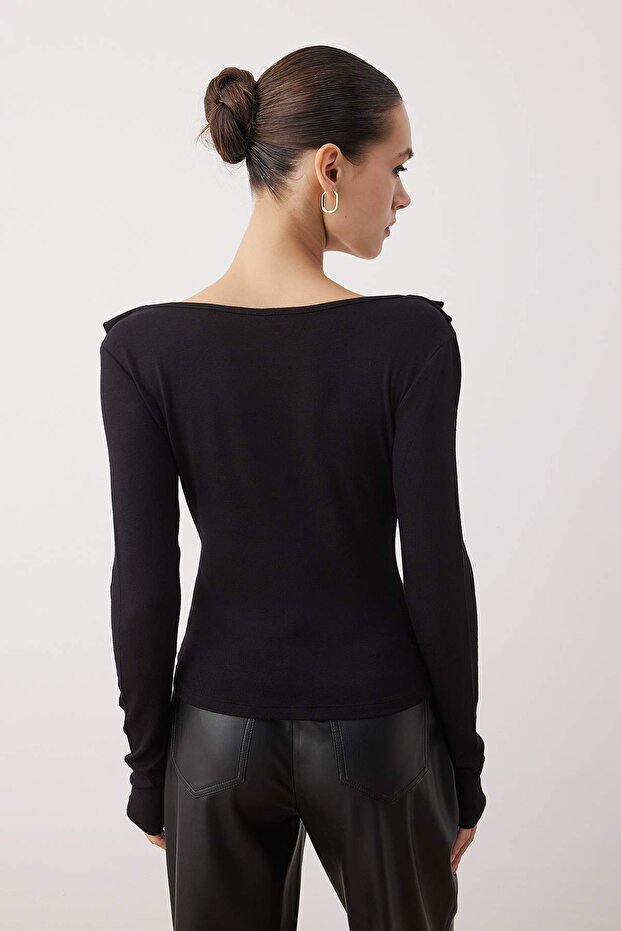 Siyah Fırfırlı Fitted/Vücuda Oturan Örme Bluz TWOAW26BZ00287 - 5