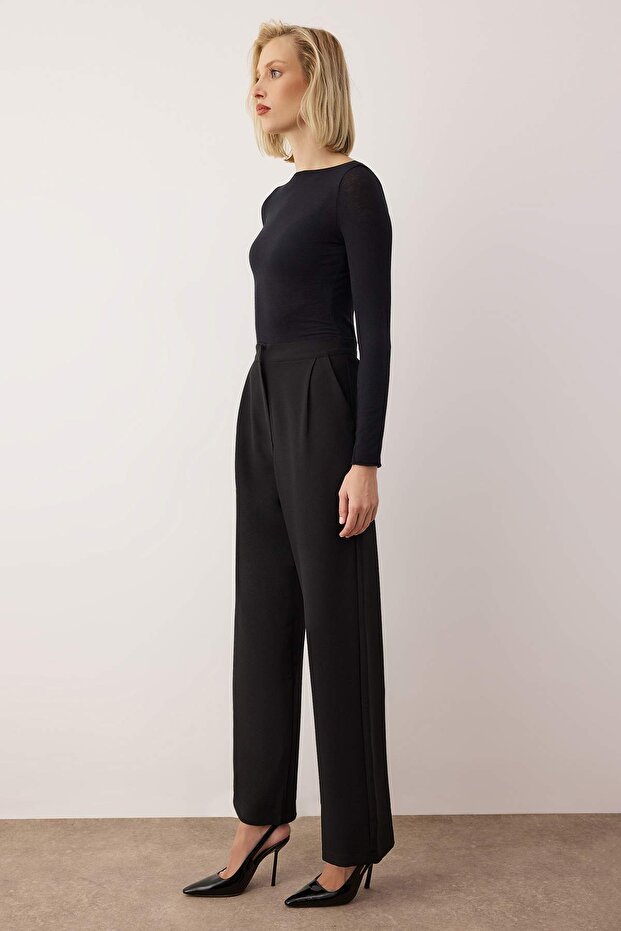 EXCLUSIVE Özel Koleksiyon Siyah Pilili Wide Leg/Geniş Paça Pantolon TWOAW26PL00121 - 3