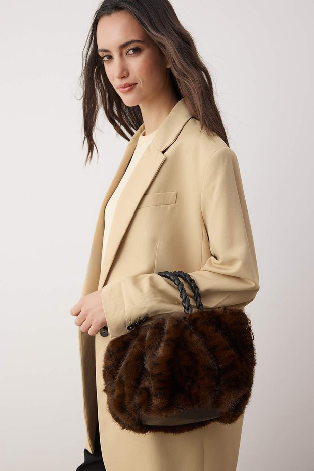Brown Fur Knitted Handle Women's Shoulder and Hand Bag Takaw26Oc00065