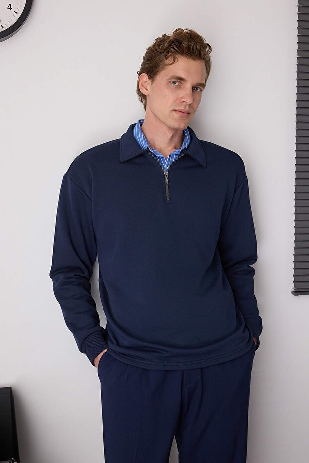 Lacivert Yeni Oversize/Geniş Kesim Fermuarlı Gömlek Yaka İçi Şardonsuz Sweatshirt TMNAW26SW00013 - 1