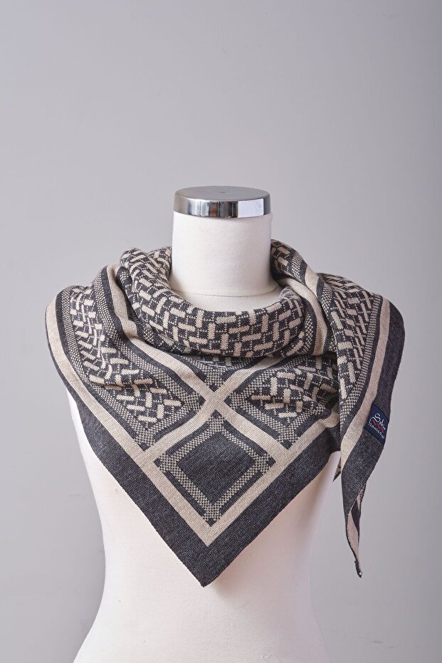 Desenli Üçgen Triko Şal - 6