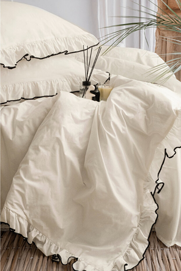 Çift Kişilik Nevresim Seti %100 Pamuklu Süs Overloklu Fırfırlı 200 x 220 cm - 4