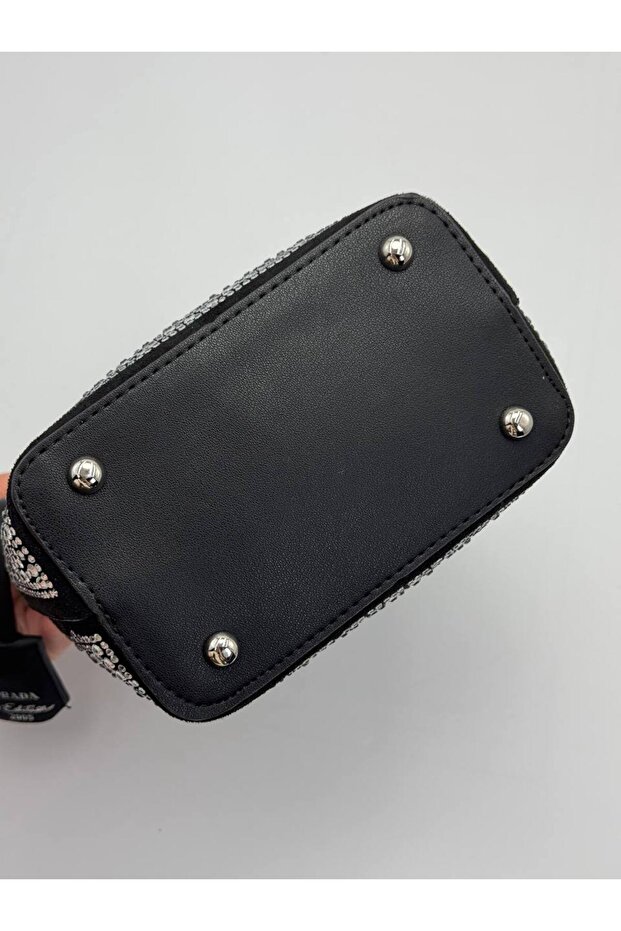 حقيبة حجرية سوداء - 4