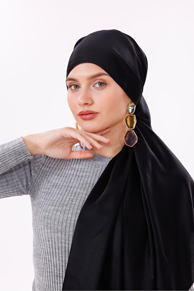 سلسلة Black Shawl Silky، الجزء الأمامي من سلسلة Hafif Glossy، والجزء الخلفي غير لامع