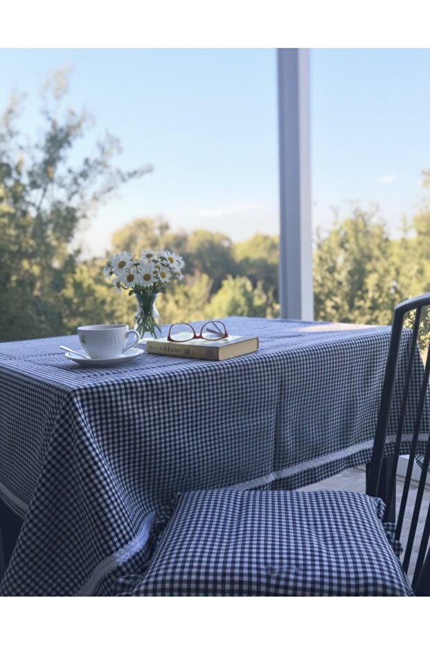 Masa örtüsü ve minder seti - 1