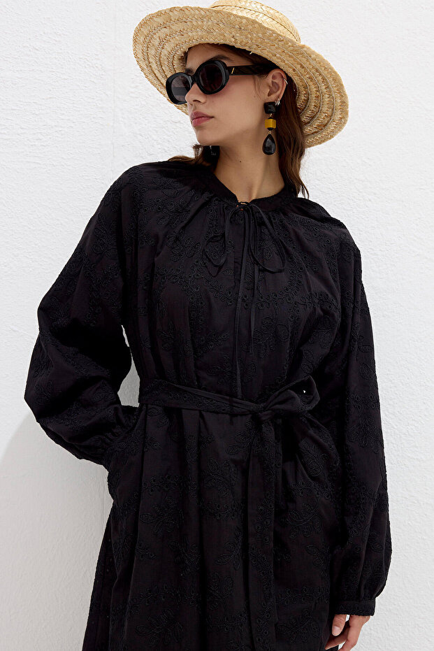 ASTARLI BRODE ELBİSE SİYAH - 2