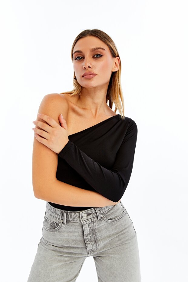 Half Sleeve Off Shoulder Blouse Black