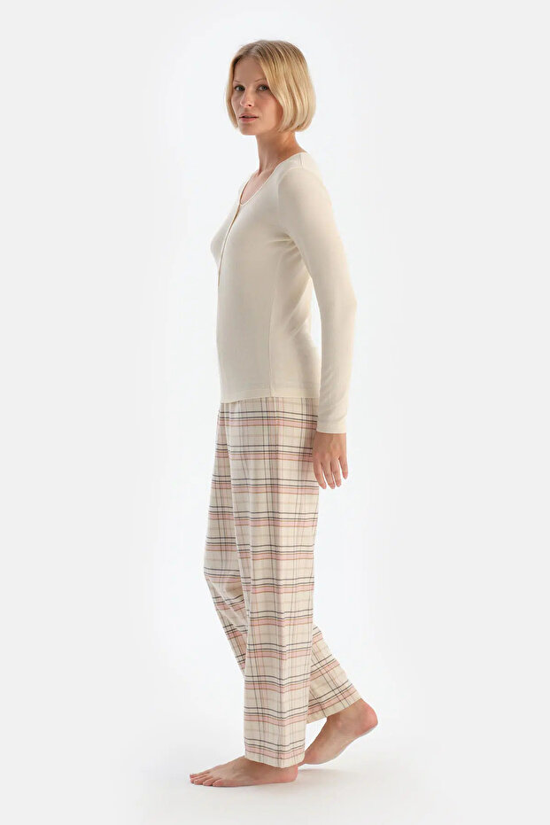 Ekru Kaşkorse Tişört Ekose Dokuma Pantolonlu Pijama Takımı - 3