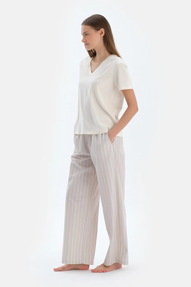 Ekru V Yaka Dokuma Pantolonlu Pijama Takımı - 3