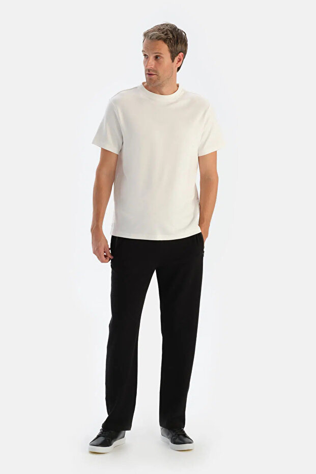 Siyah Düz Paça Eşofman Altı - 1