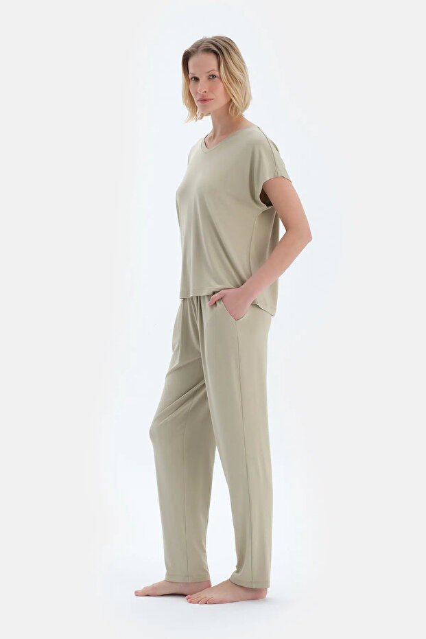 Ada Çayı V Yaka Pileli Tişört Pantolon Pijama Takımı - 3