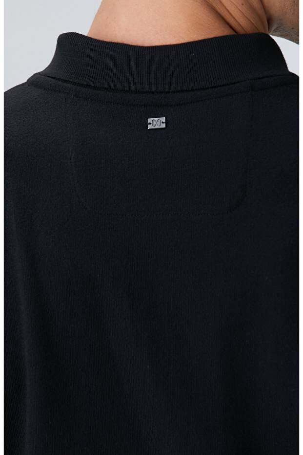 Siyah Çıtçıtlı T-shirt - 7