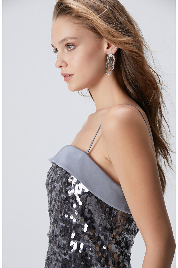 Gümüş Rengi Küpe - 2