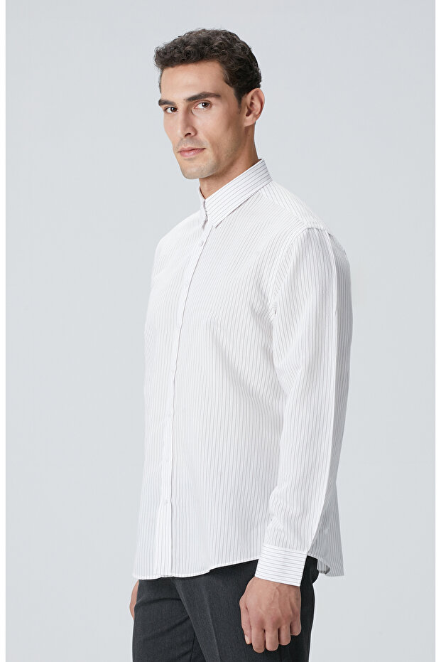 Beyaz Çizgili Gömlek - 4