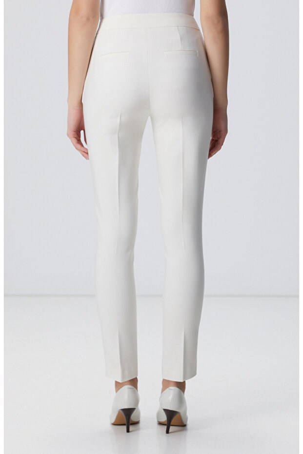 Kırık Beyaz Basic Pantolon - 5