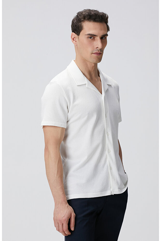 Beyaz Örme Gömlek - 4