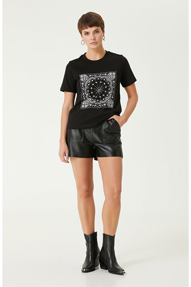 Siyah Desenli T-shirt - 3