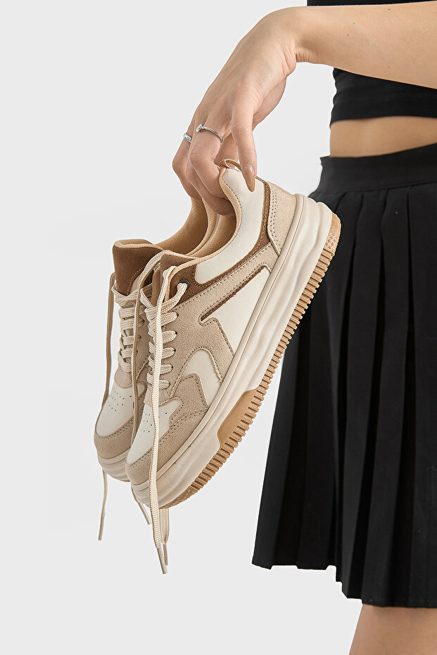 Női bézs színű, termotalpú, fűzős sportcipő - 5
