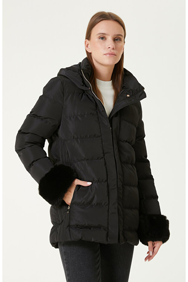 Siyah Kapitoneli Kaban - 4