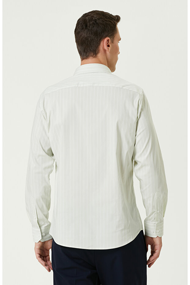 Yeşil Çizgi Desenli Gömlek - 4