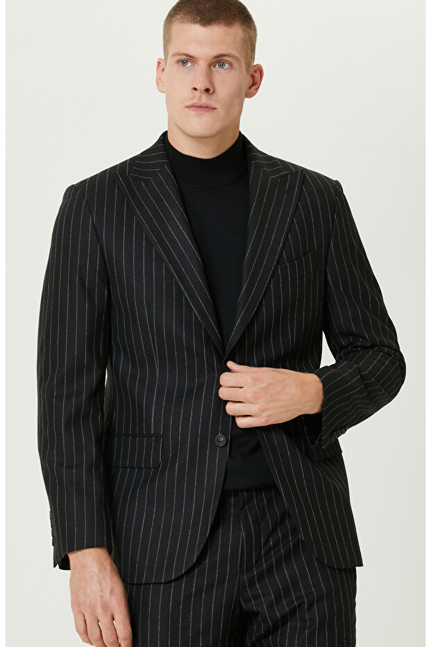 Siyah Çizgili Takım - 2