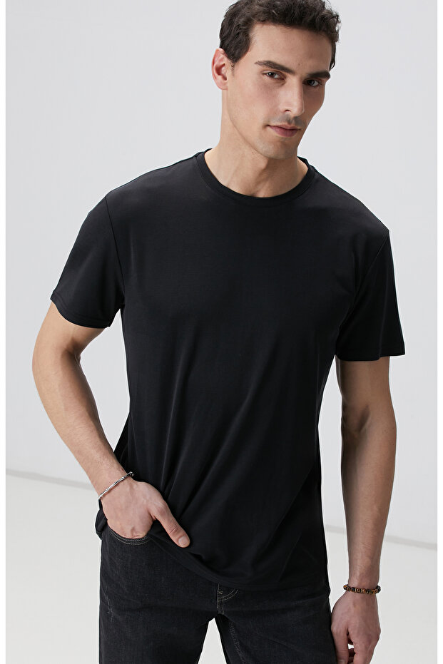 Siyah T-shirt - 2