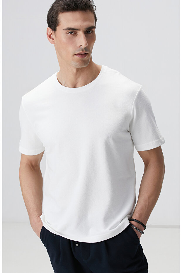 Beyaz Basic T-shirt - 2