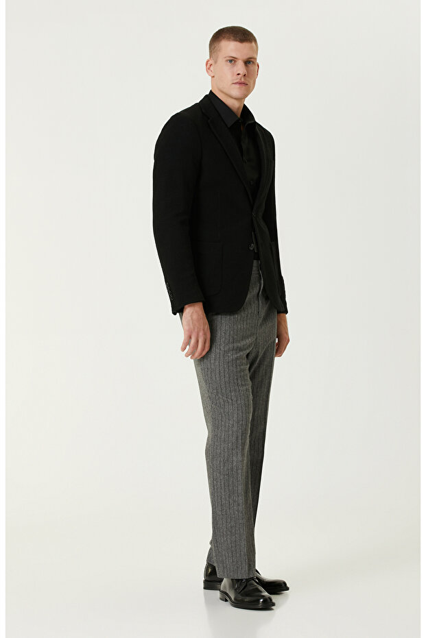 Siyah Yün Karışımlı Jakarlı Örme Ceket - 3