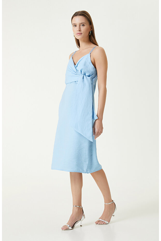 Açık Mavi Elbise - 1