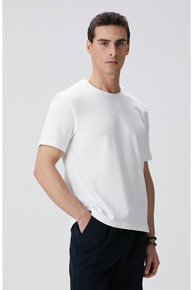 Beyaz Basic T-shirt - 4