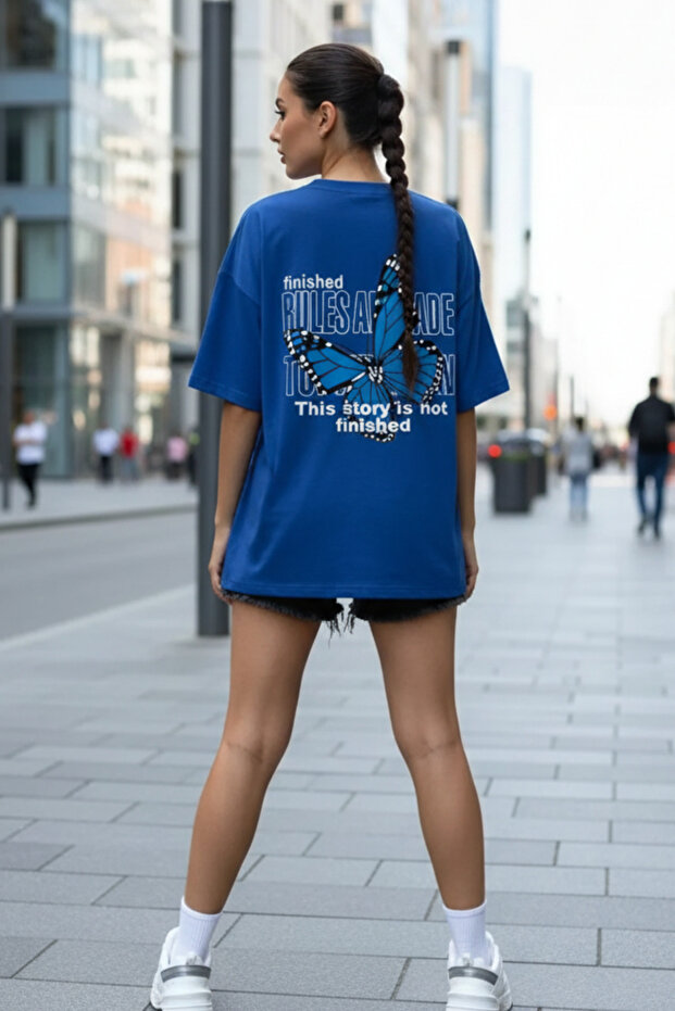 Malkoçbey Blue Back Butterfly Printed Oversize Unisex Basic T-Shirt