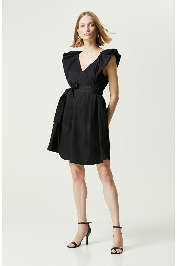 Siyah Kolsuz V Yaka Elbise - 3