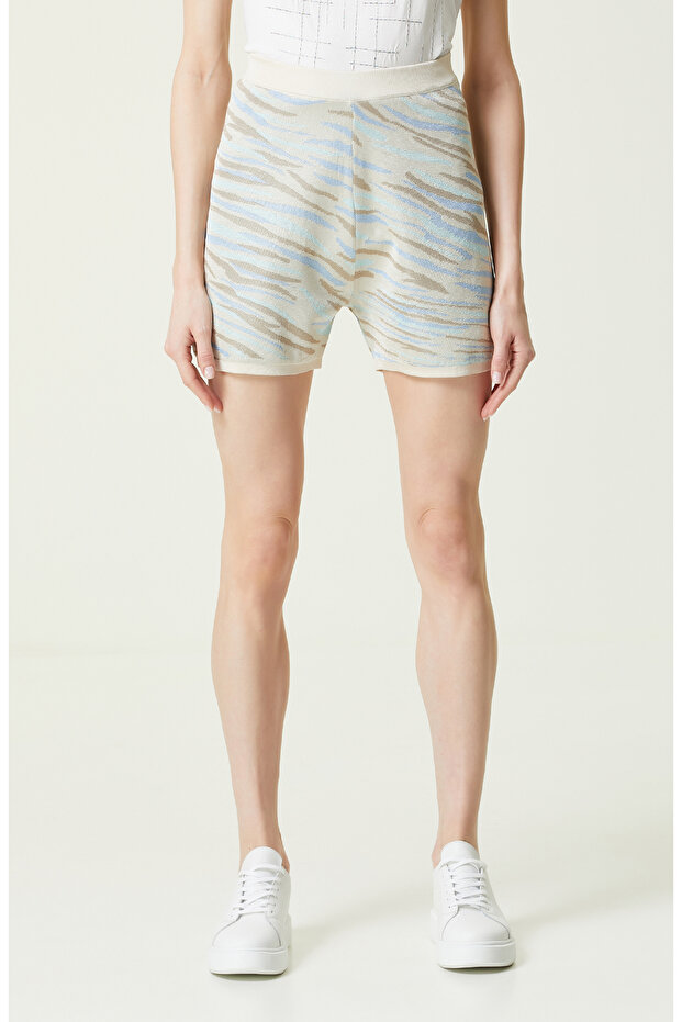 Bej Düz Paça Şort - 2