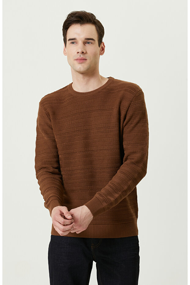 Karamel Desenli Triko Kazak - 1