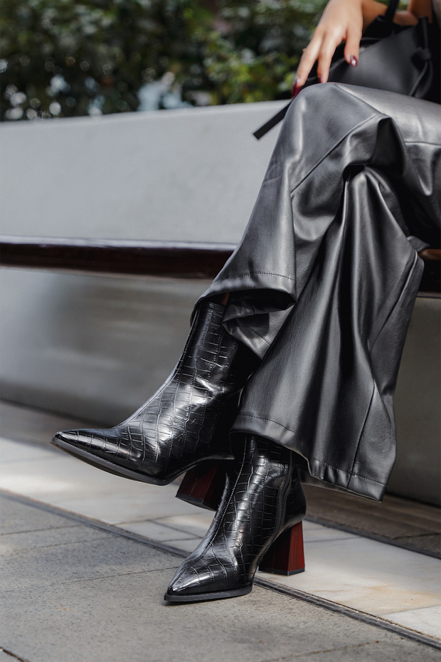 Kadın Kalın Topuklu Sivri Burun Bot Simva Siyah Croco - 5
