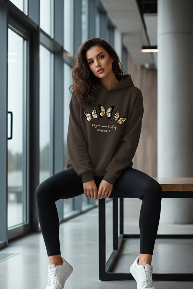 Comfortable Fit Hooded Women's Butterfly Printed Sweatshirt