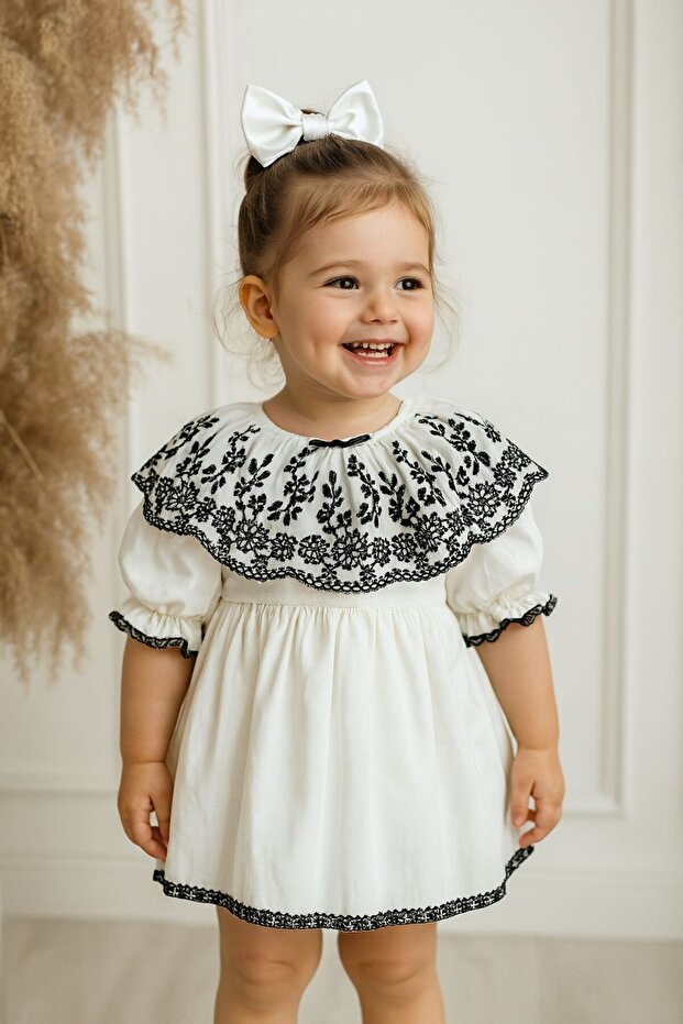 Baby Kids Off-White Black Scallop Cloak Dress Set