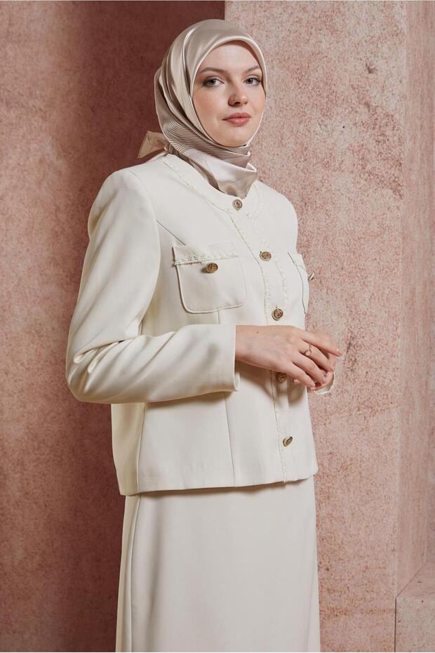 طقم تنورة بأزرار 30427