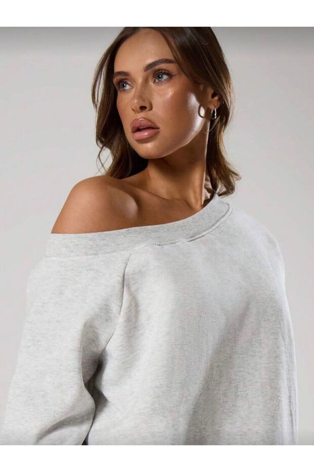 YENİ ÜRÜN Kadın Omzu Düşük Oversize Basic Sweatshirt 0035 - 2