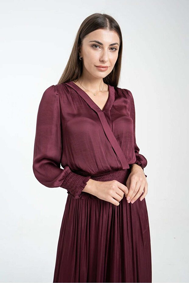 Solid V-Neck Long Sleeve Top - 3