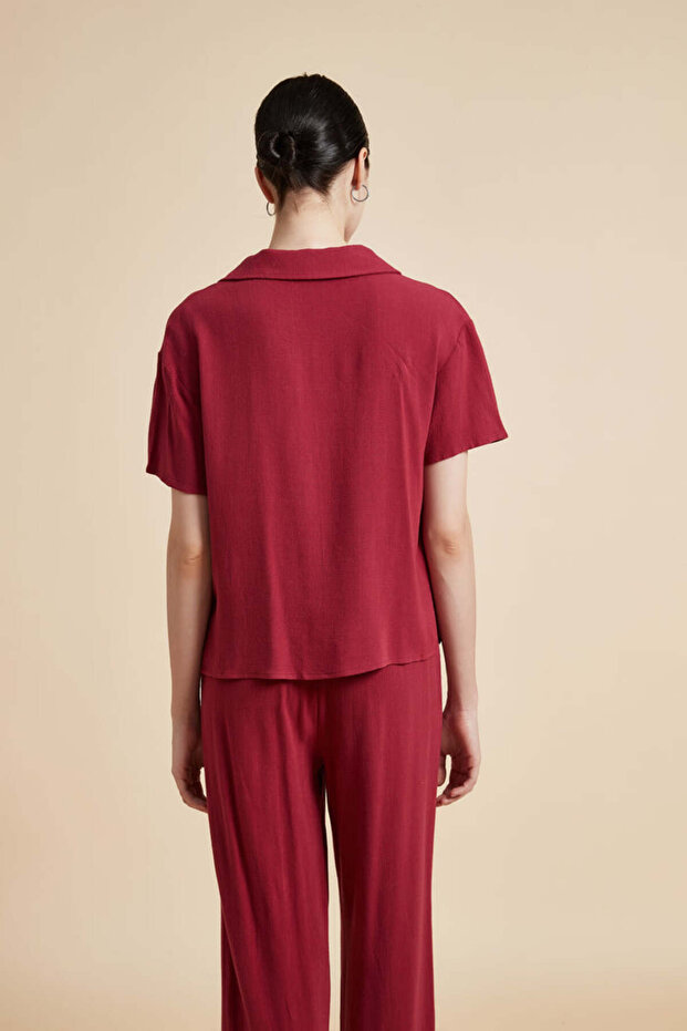 بلوزة سادة بأكمام نصفية وأزرار - 5